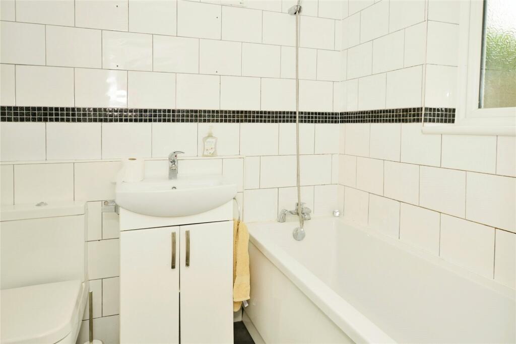 2 bed End of Terrace