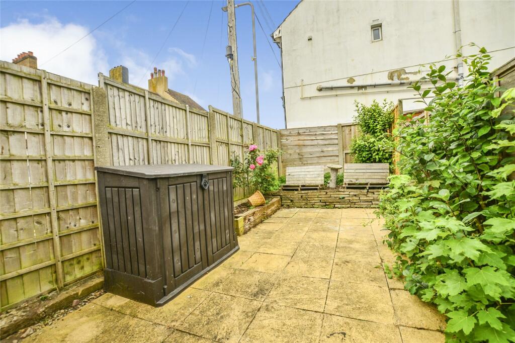 2 bed End of Terrace