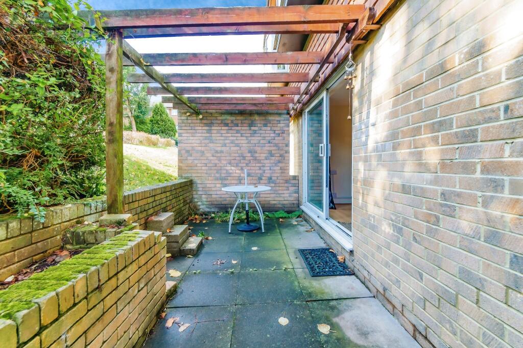 2 bed Apartment
