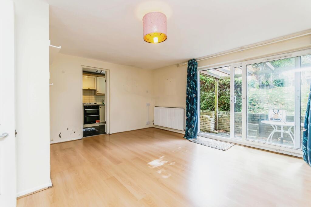 2 bed Apartment