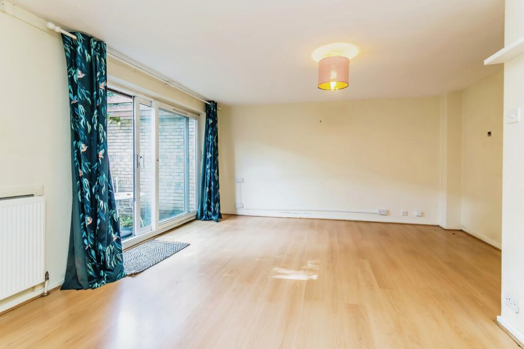 2 bed Apartment