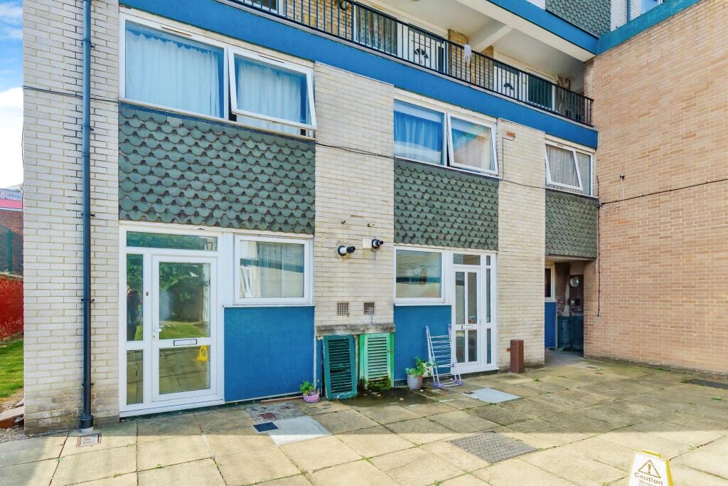 2 bed Apartment