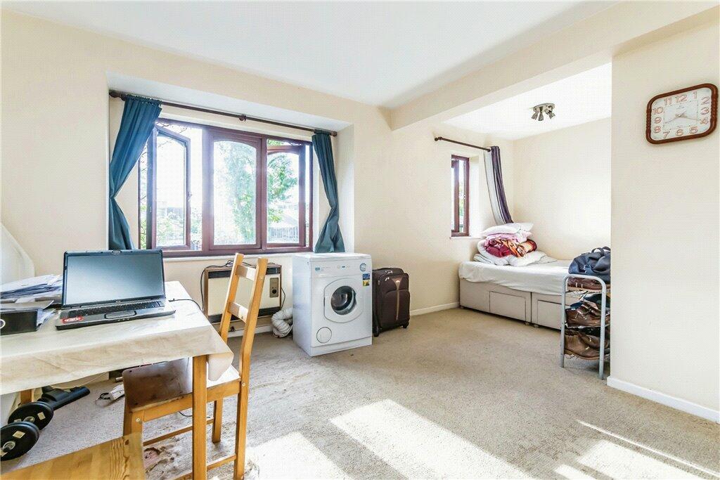 1 bed Studio