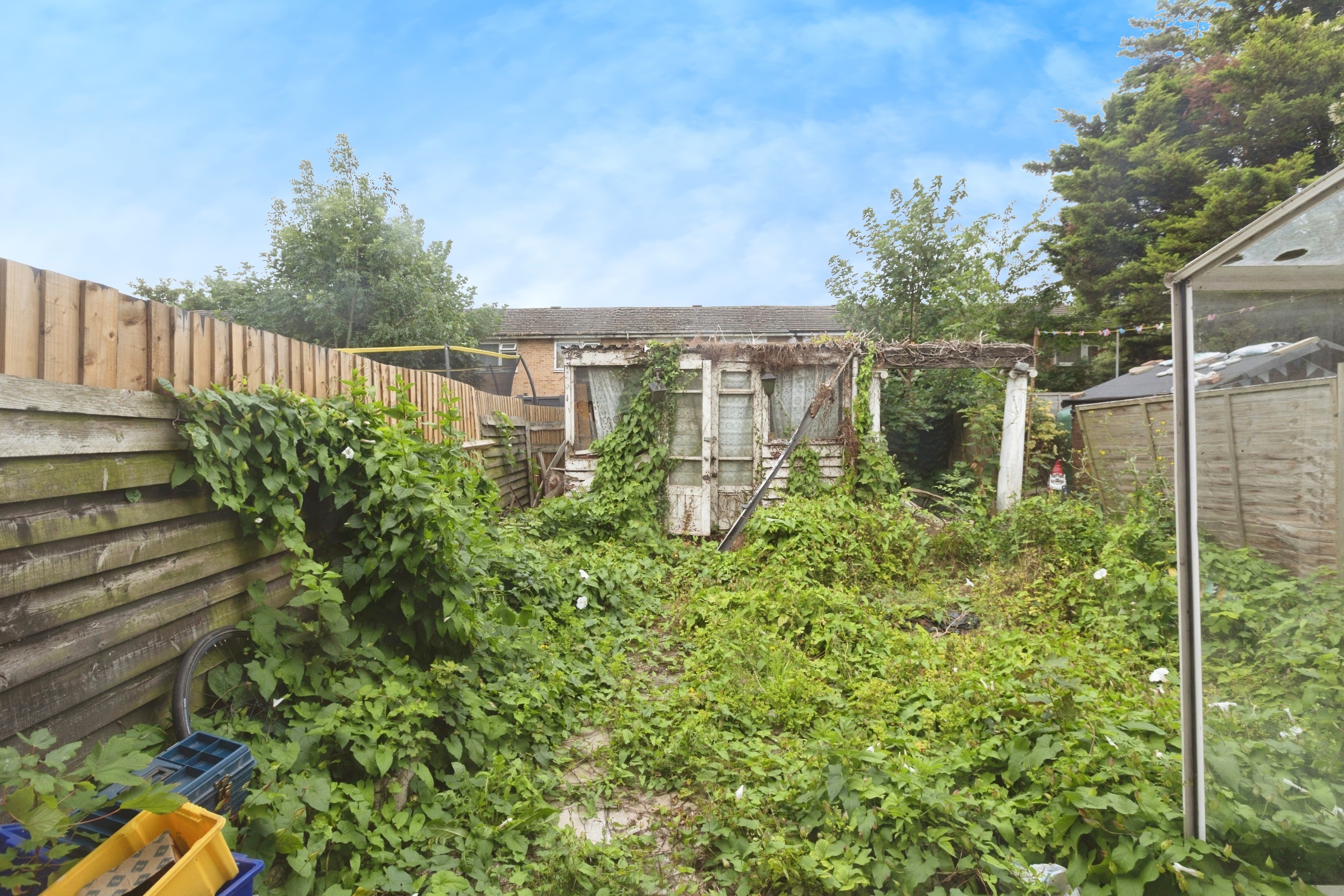 4 bed Terraced