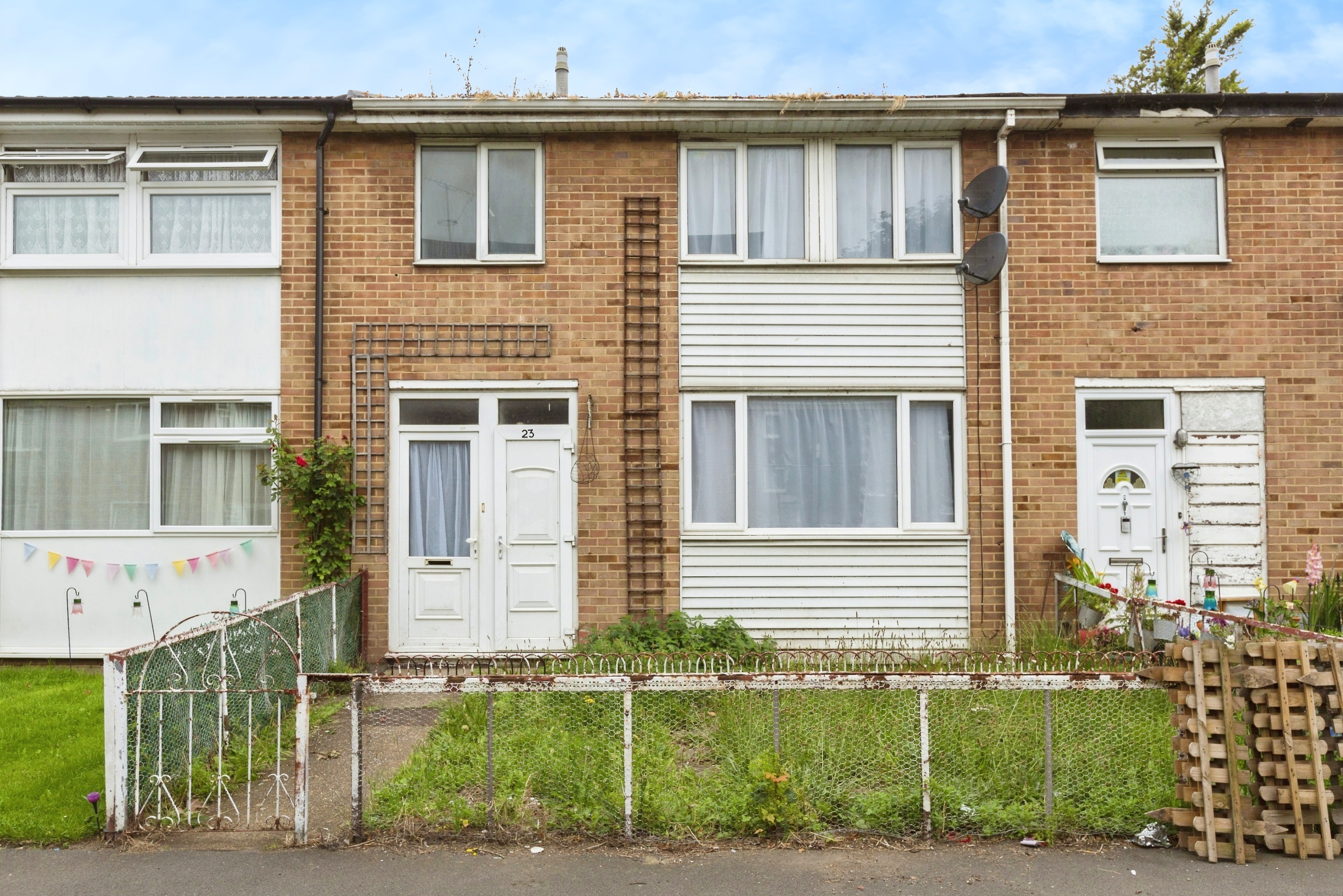 4 bed Terraced