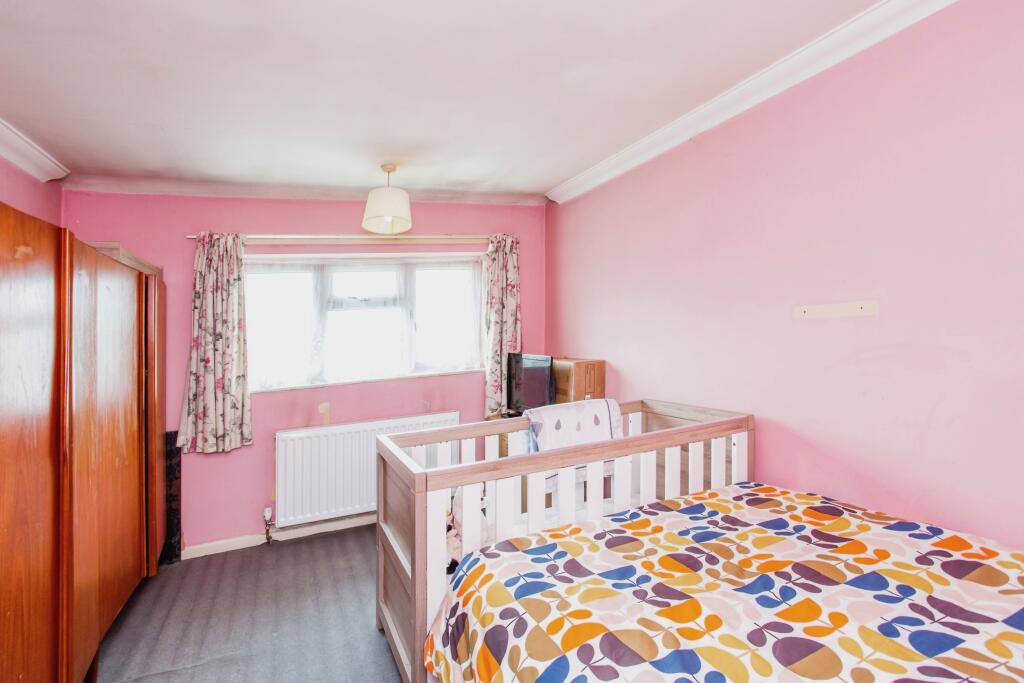 3 bed Terraced