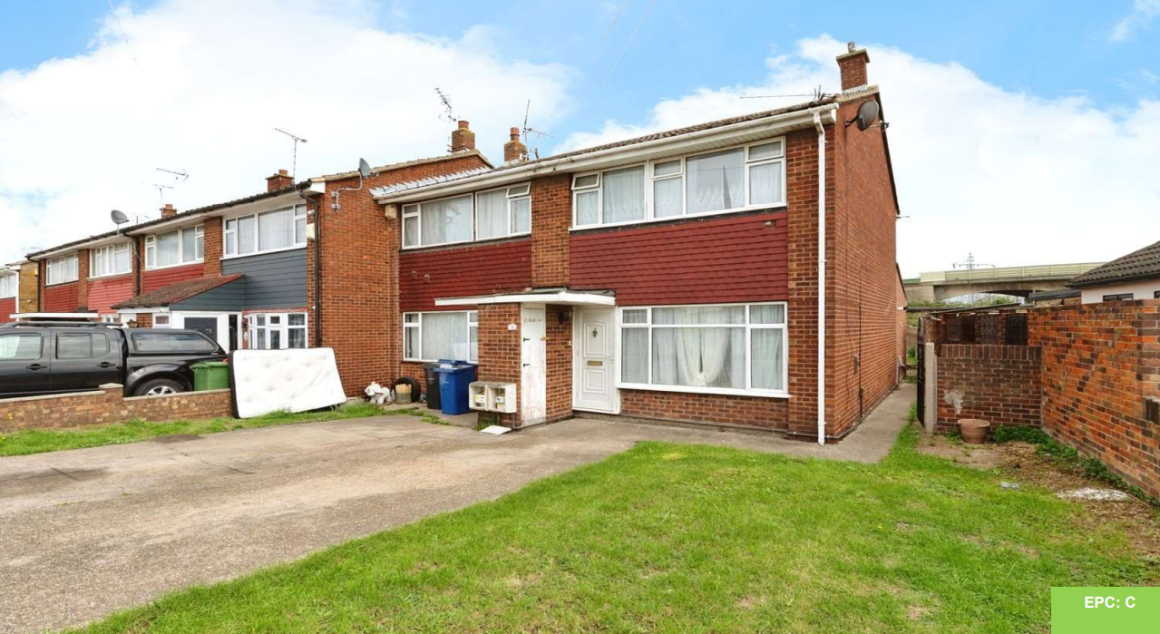 3 bed End of Terrace
