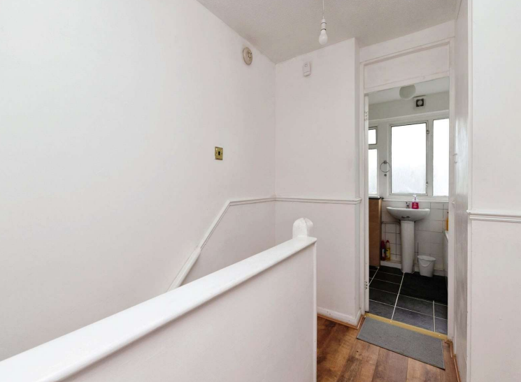 3 bed End of Terrace