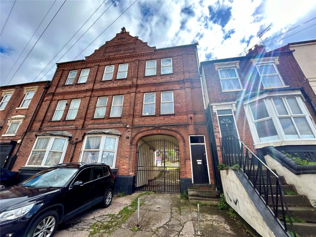 19 bed Block of Apartments