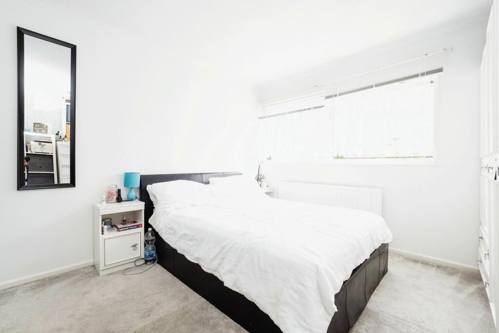 3 bed Terraced