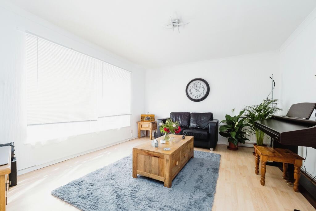 3 bed Terraced