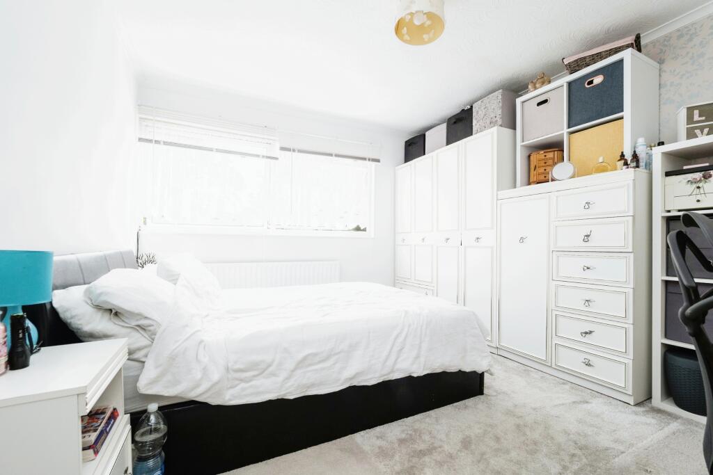 3 bed Terraced