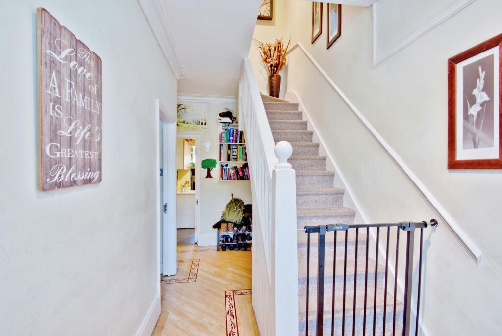 3 bed House