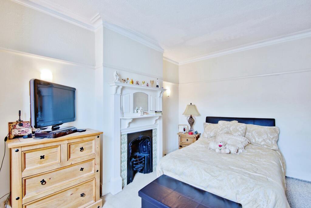 3 bed House