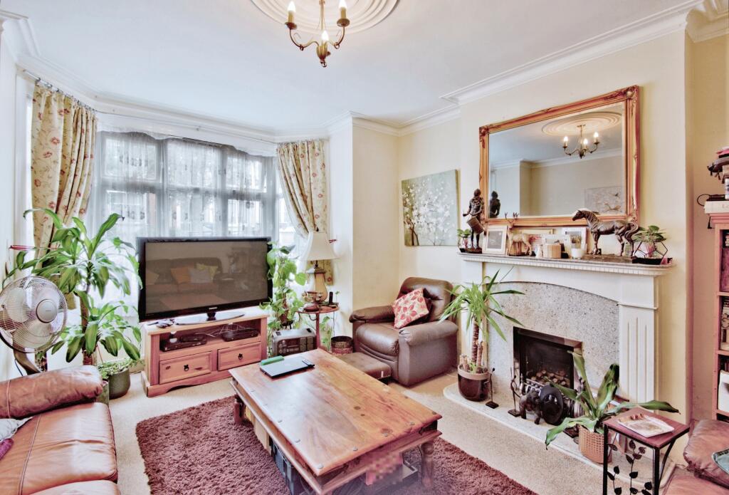 3 bed House
