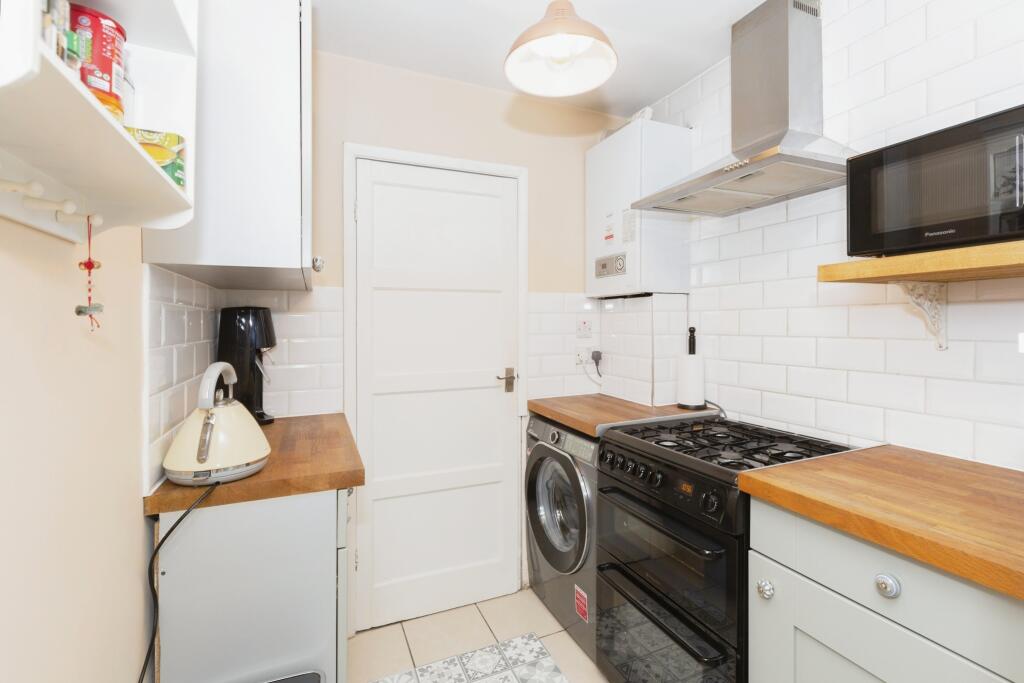 1 bed Apartment