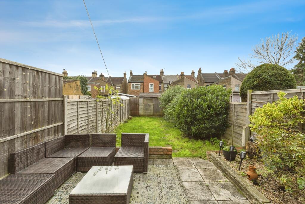 1 bed Apartment