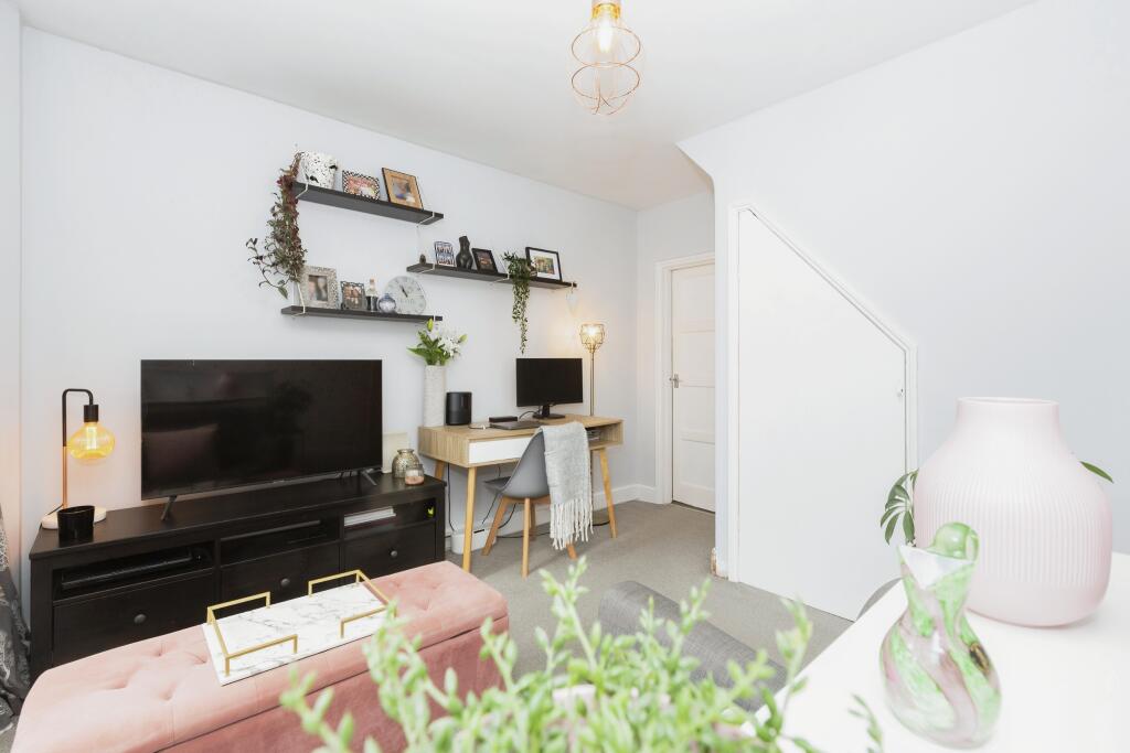 1 bed Apartment