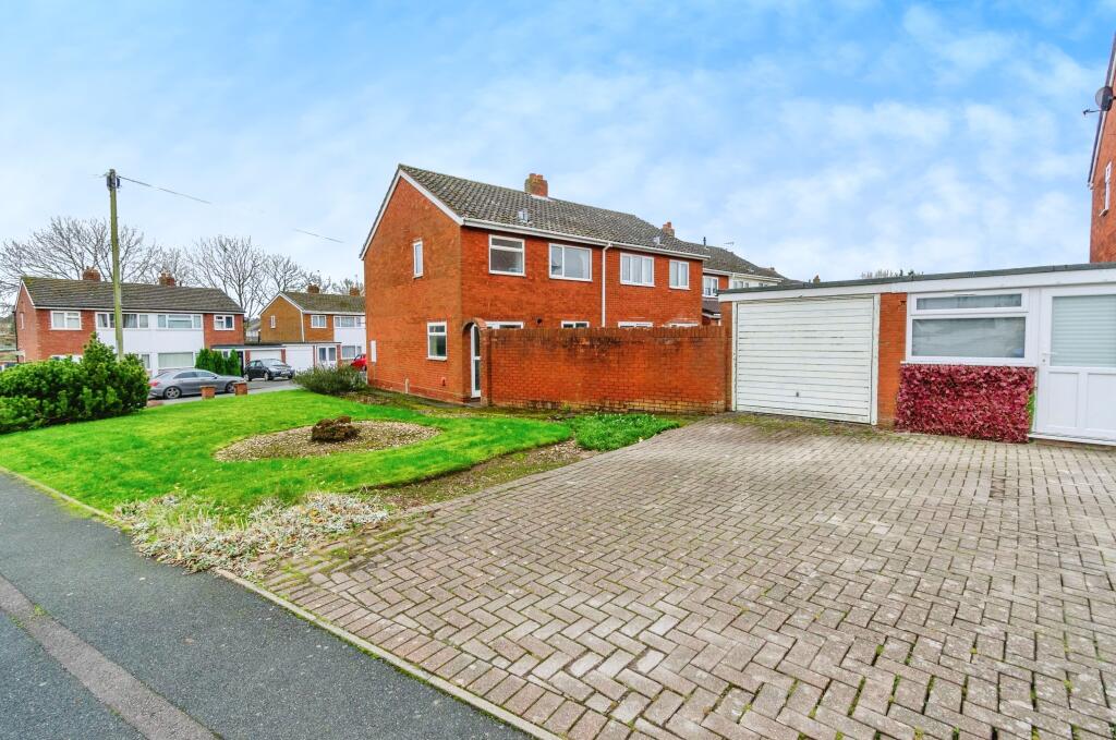 3 bed Semi-Detached