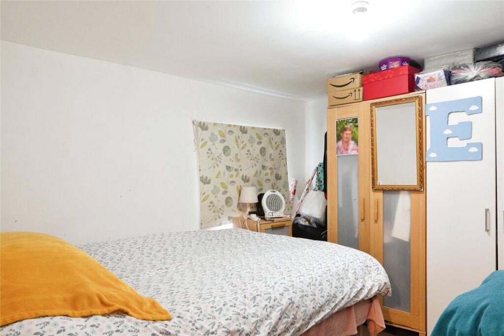 3 bed Apartment