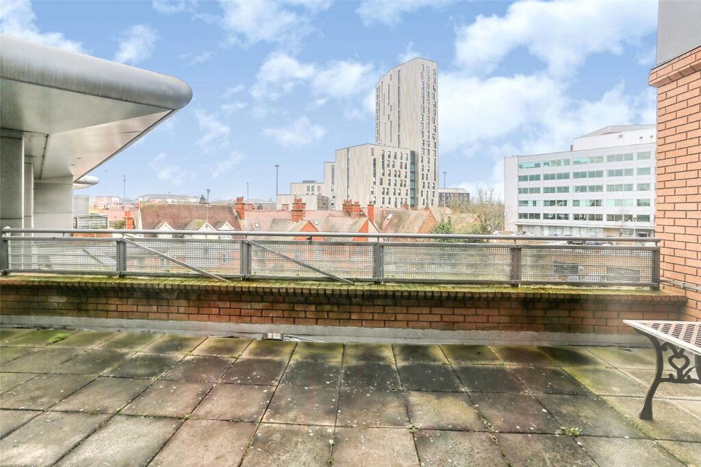 2 bed Apartment