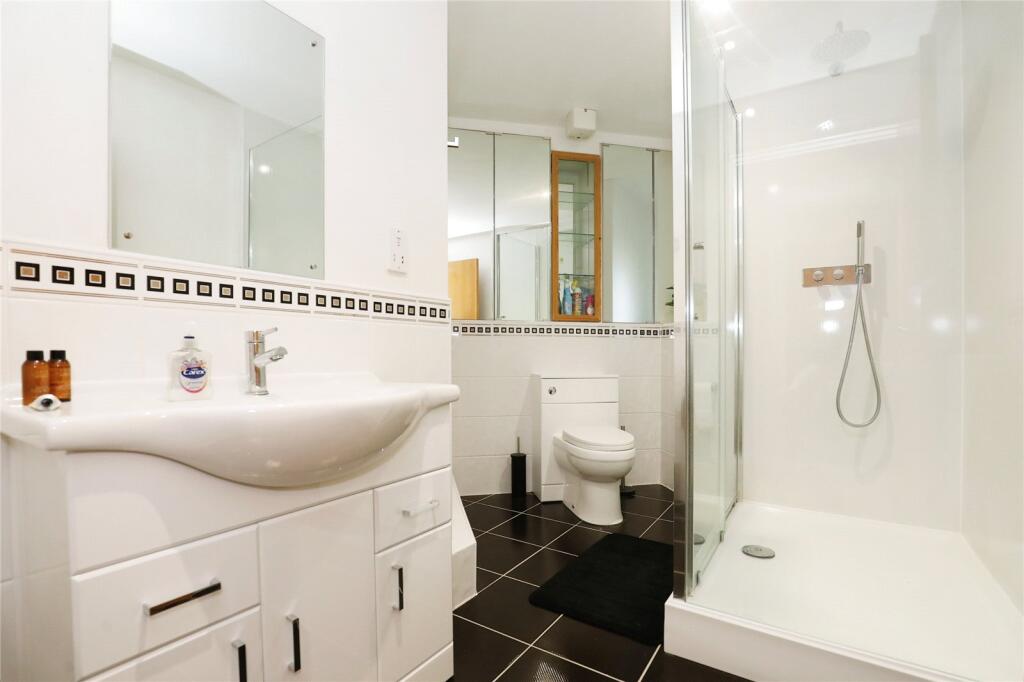 2 bed Apartment