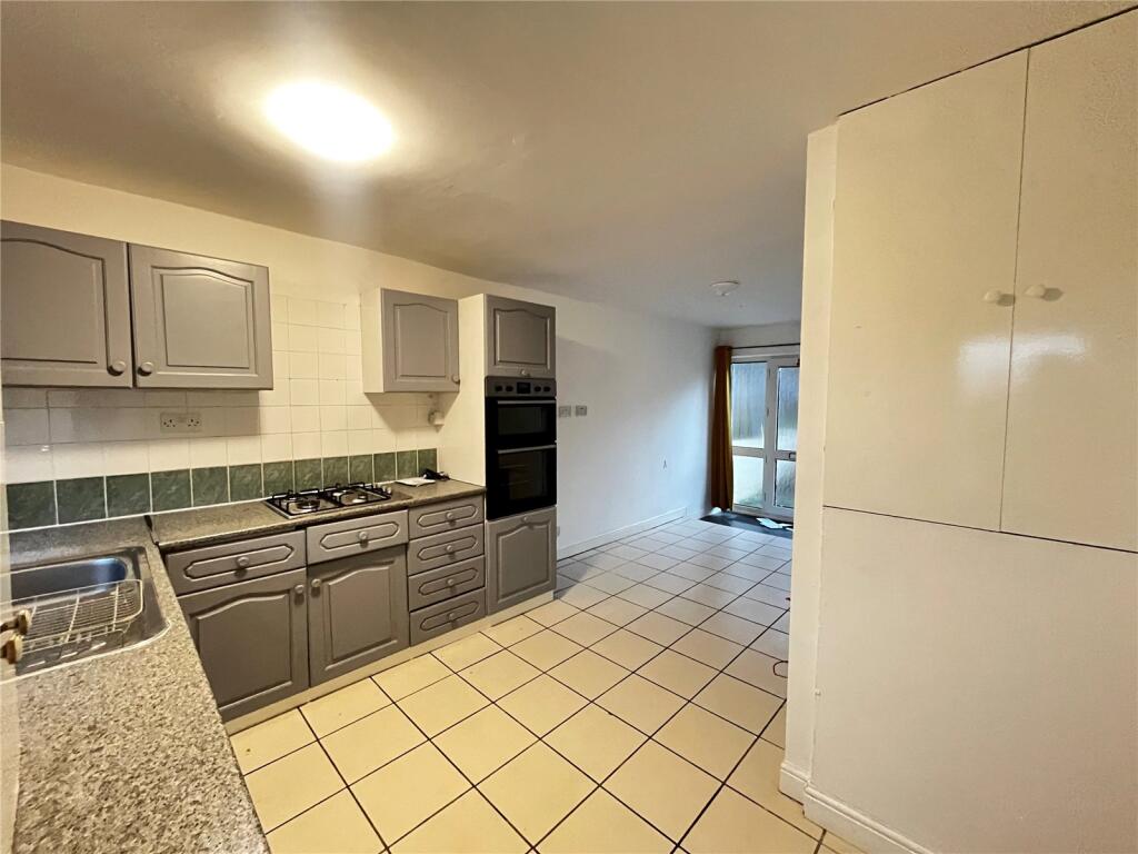3 bed Terraced