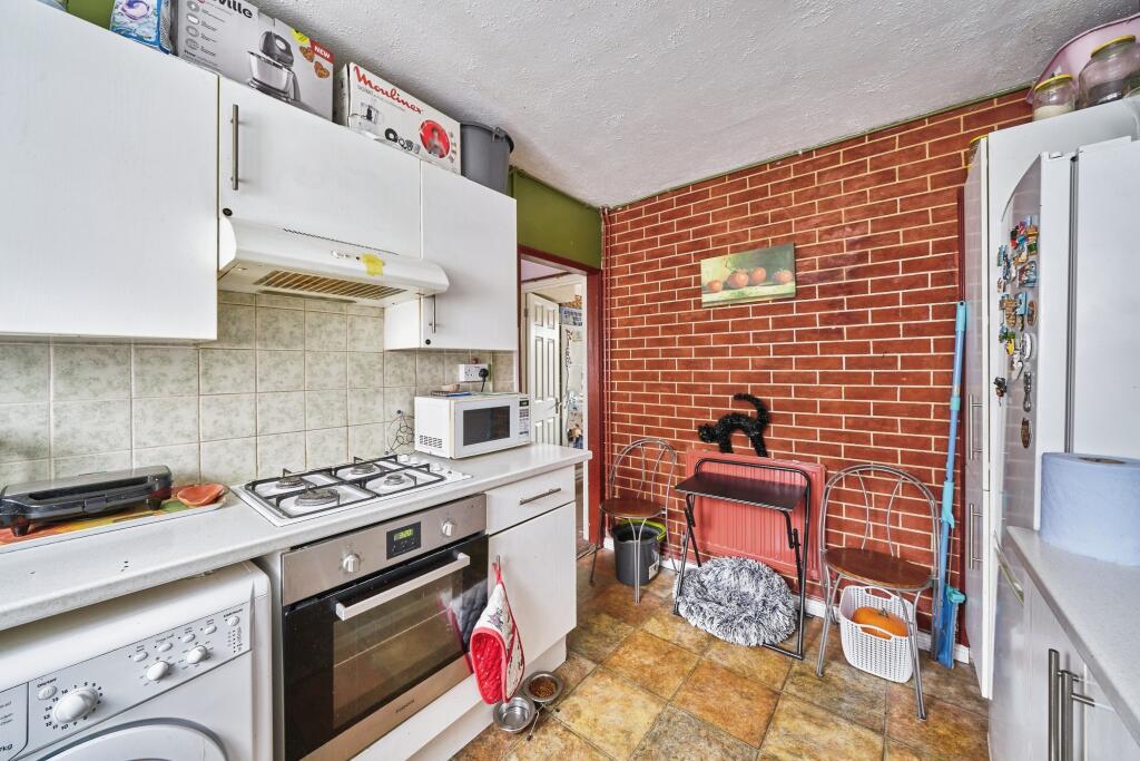 2 bed Terraced