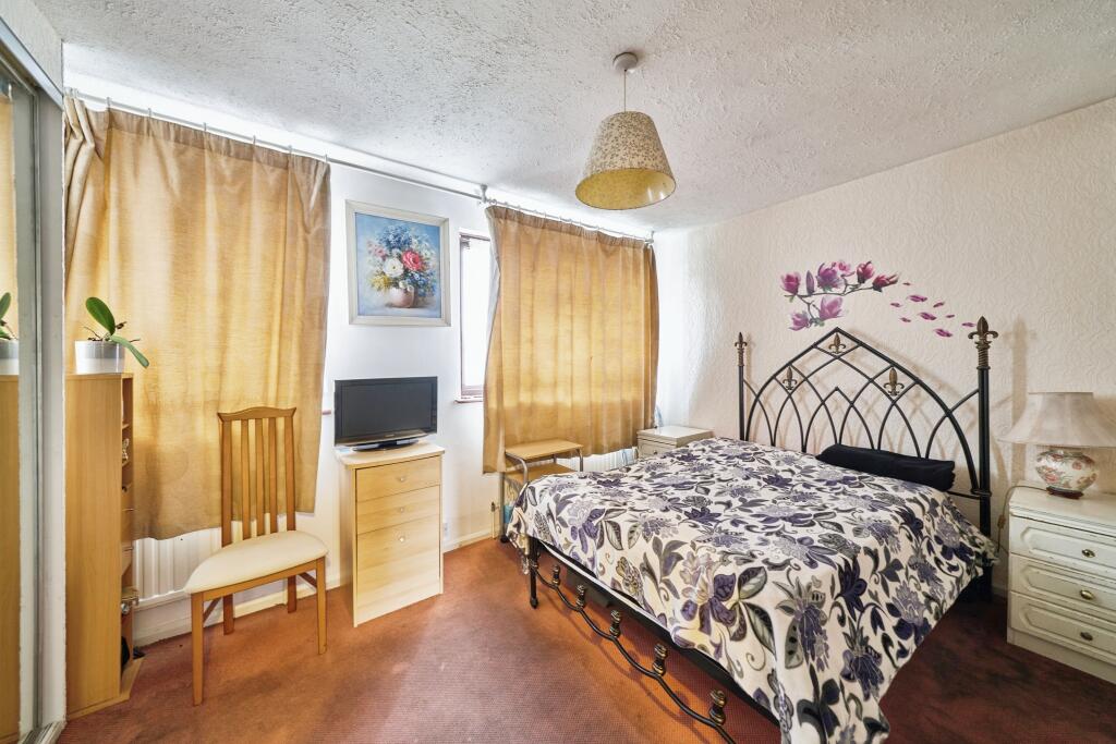 2 bed Terraced