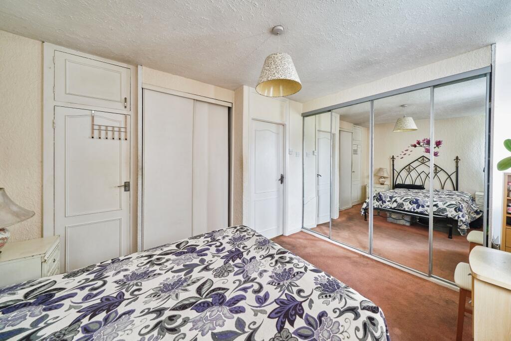 2 bed Terraced