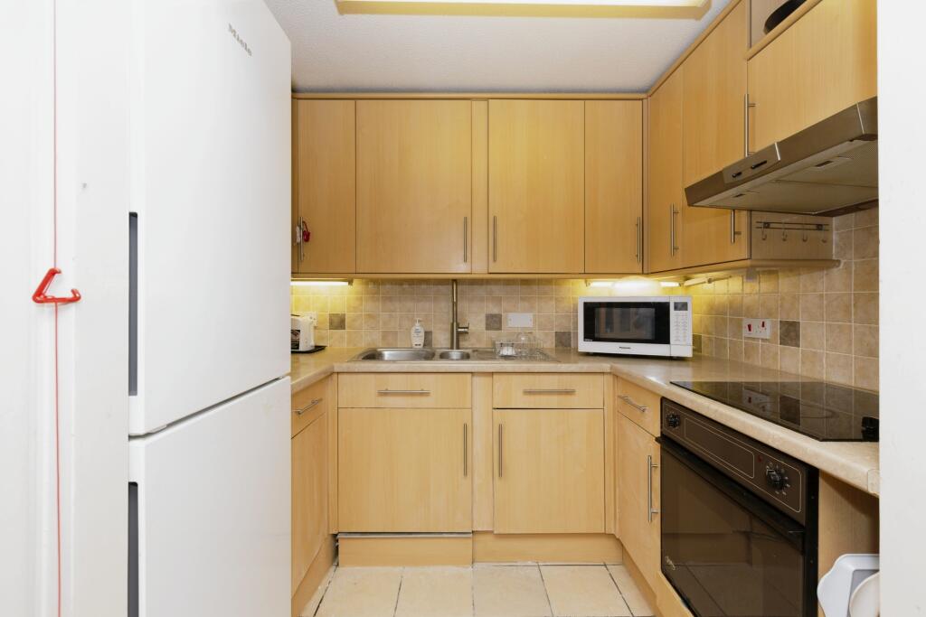 1 bed Retirement Property