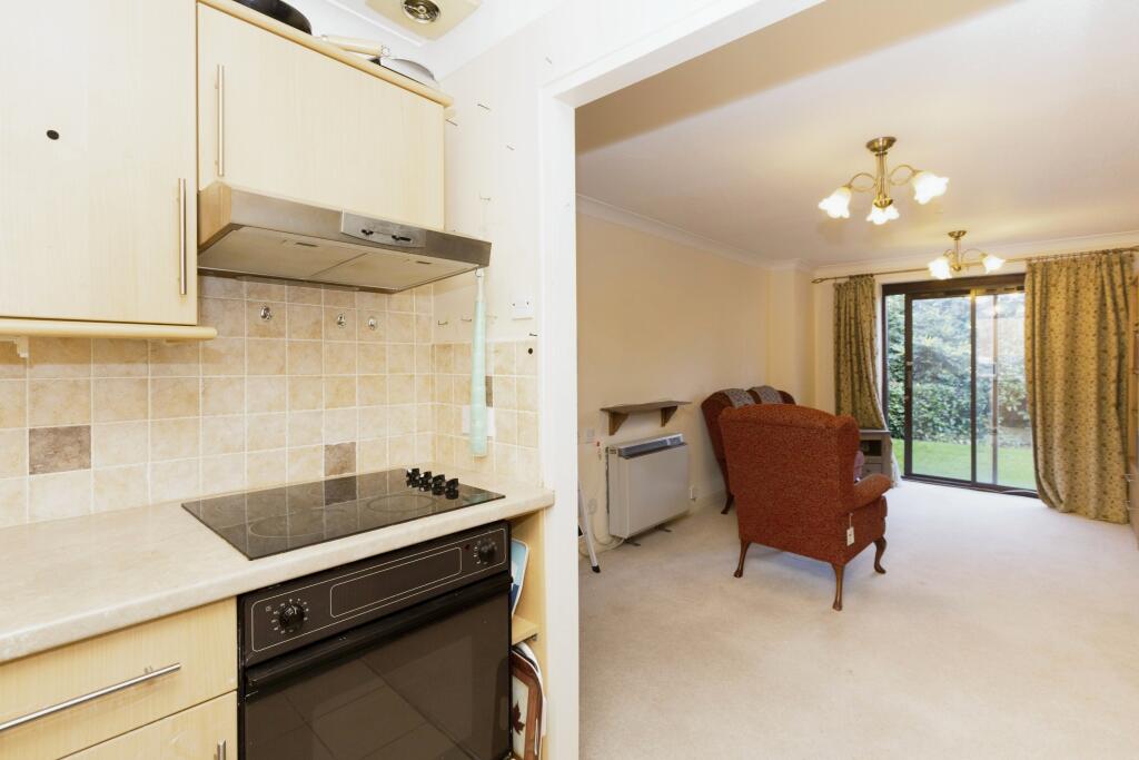 1 bed Retirement Property