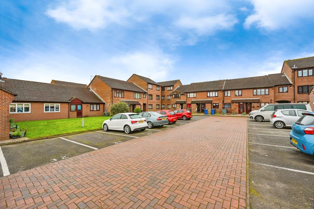 1 bed Apartment