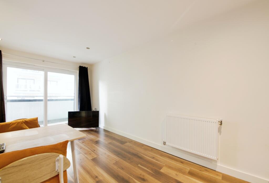 1 bed Apartment