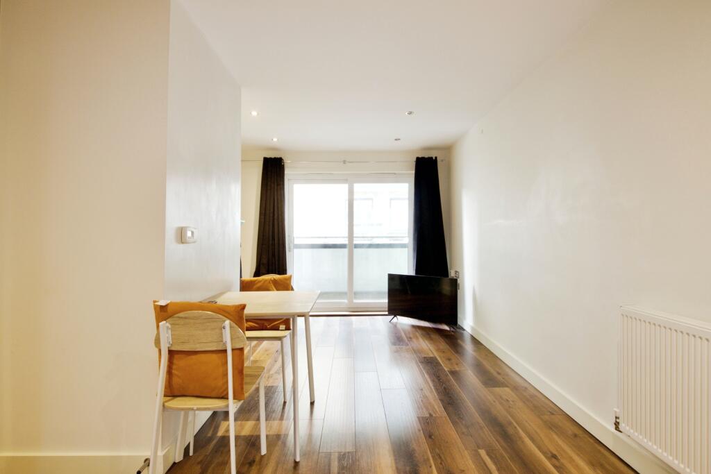 1 bed Apartment