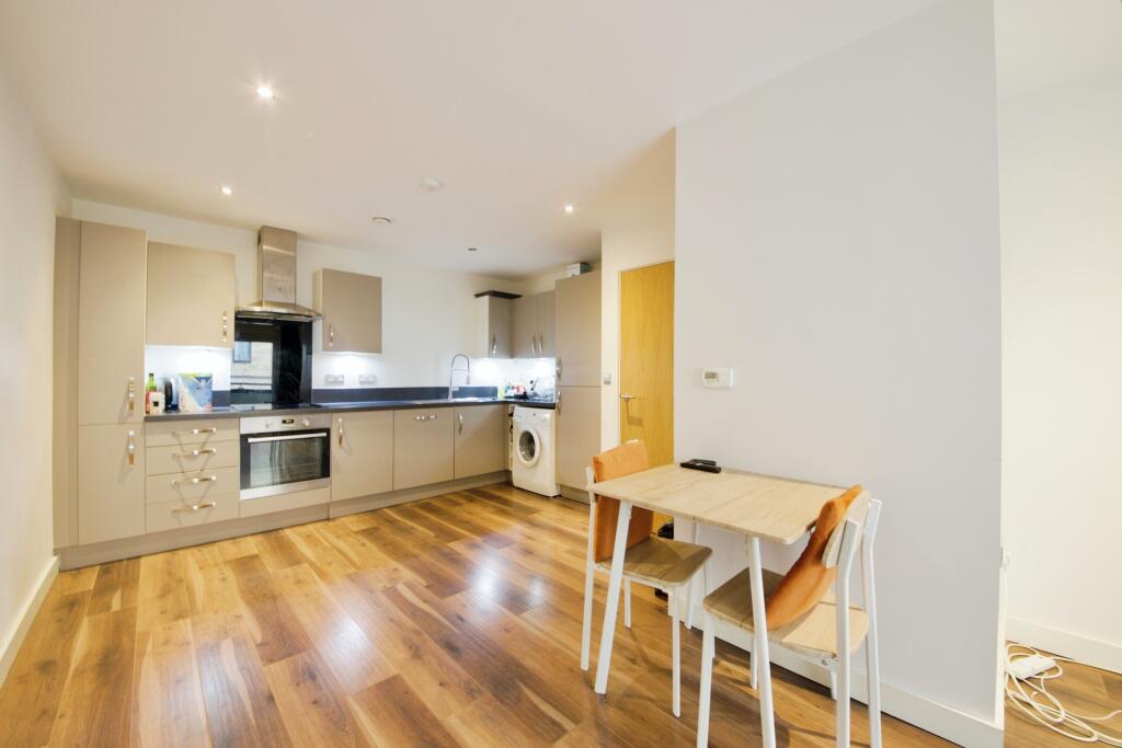 1 bed Apartment