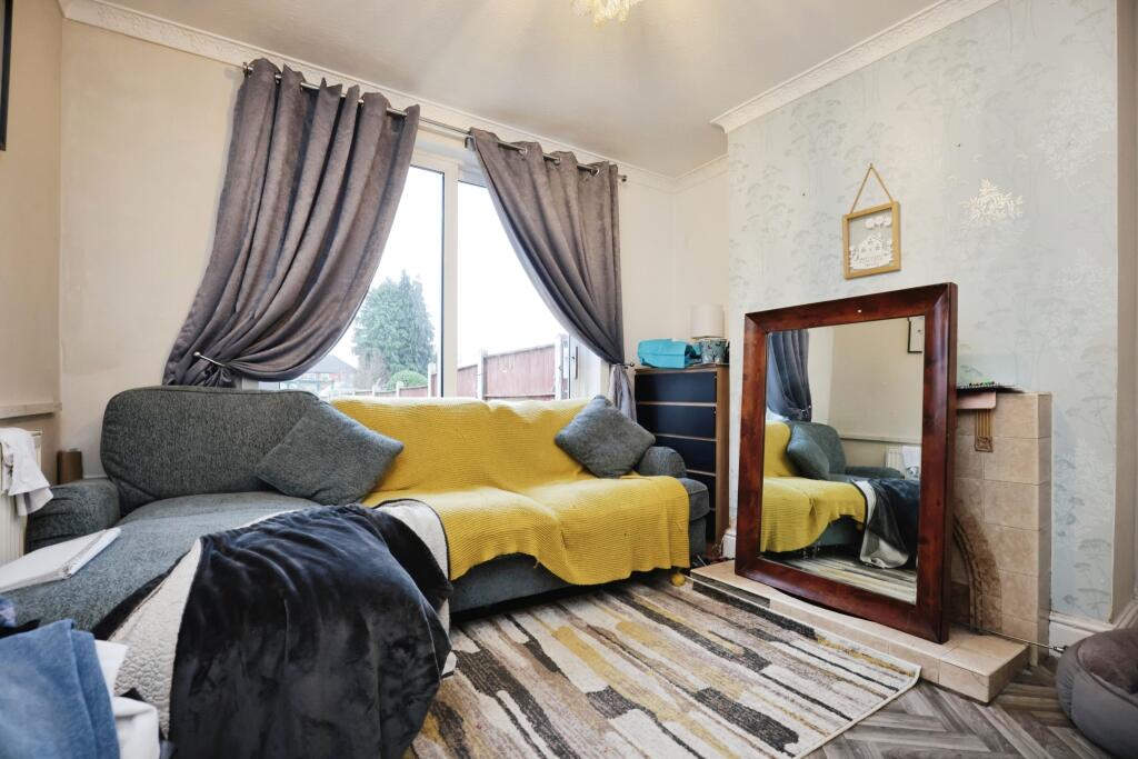 3 bed Terraced
