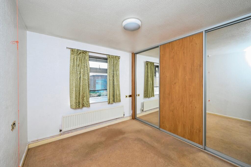 2 bed Retirement Property