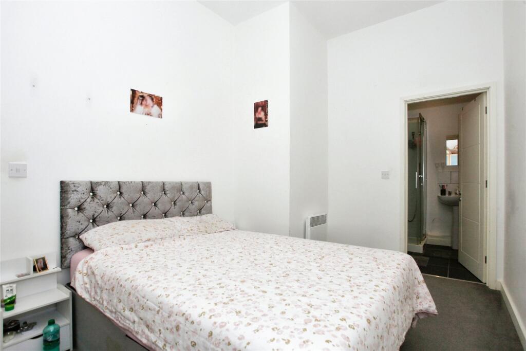 2 bed Apartment