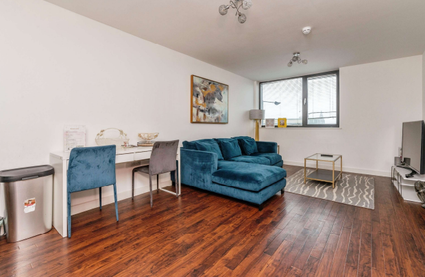 2 bed Apartment