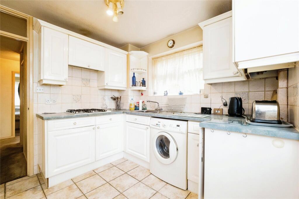 2 bed Ground Maisonette