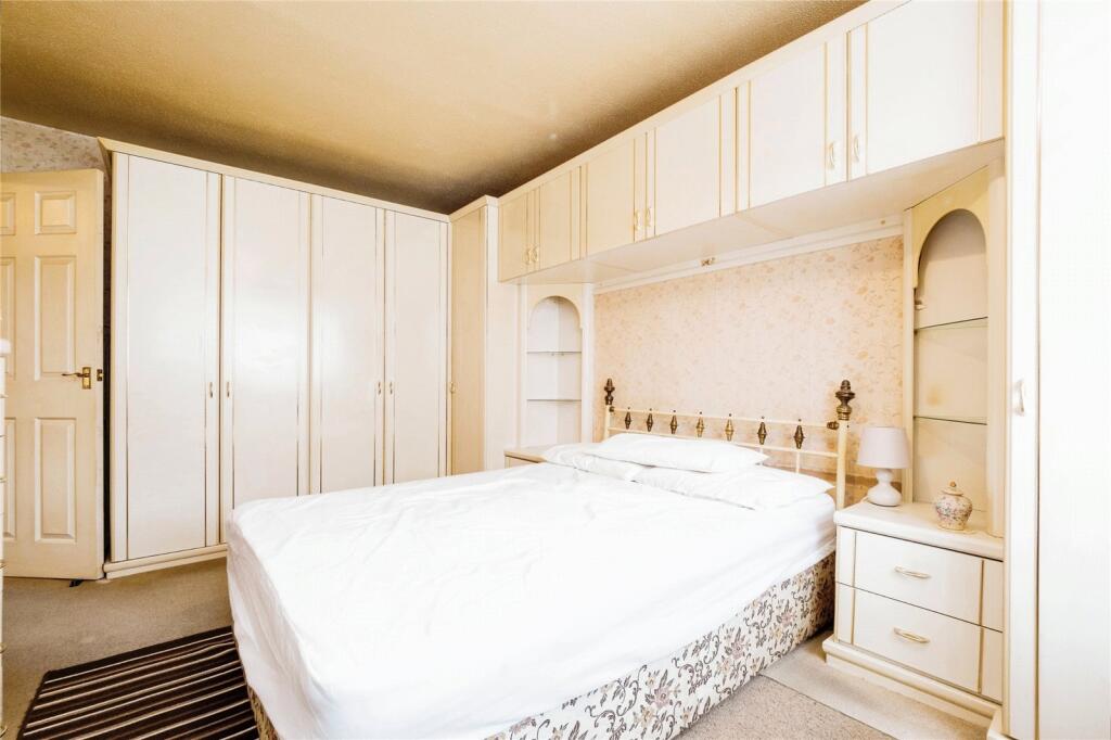 2 bed Ground Maisonette