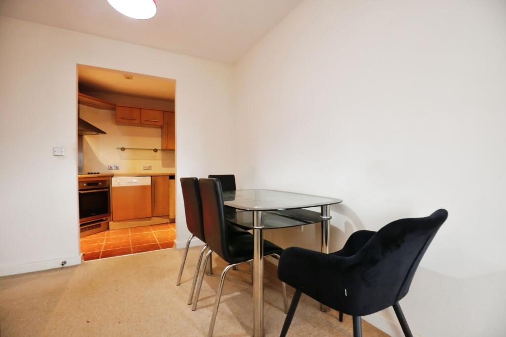 2 bed Apartment