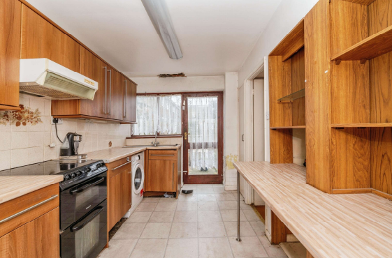 3 bed Terraced