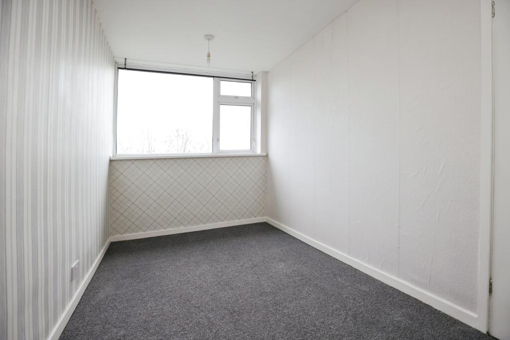 3 bed Maisonette