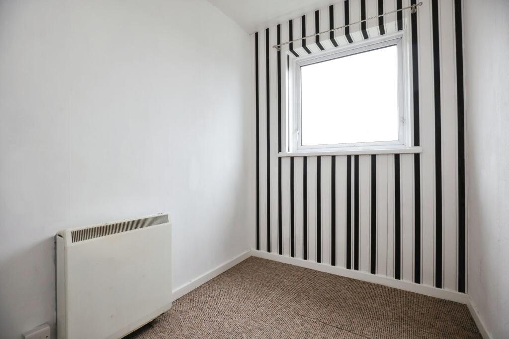 3 bed Maisonette