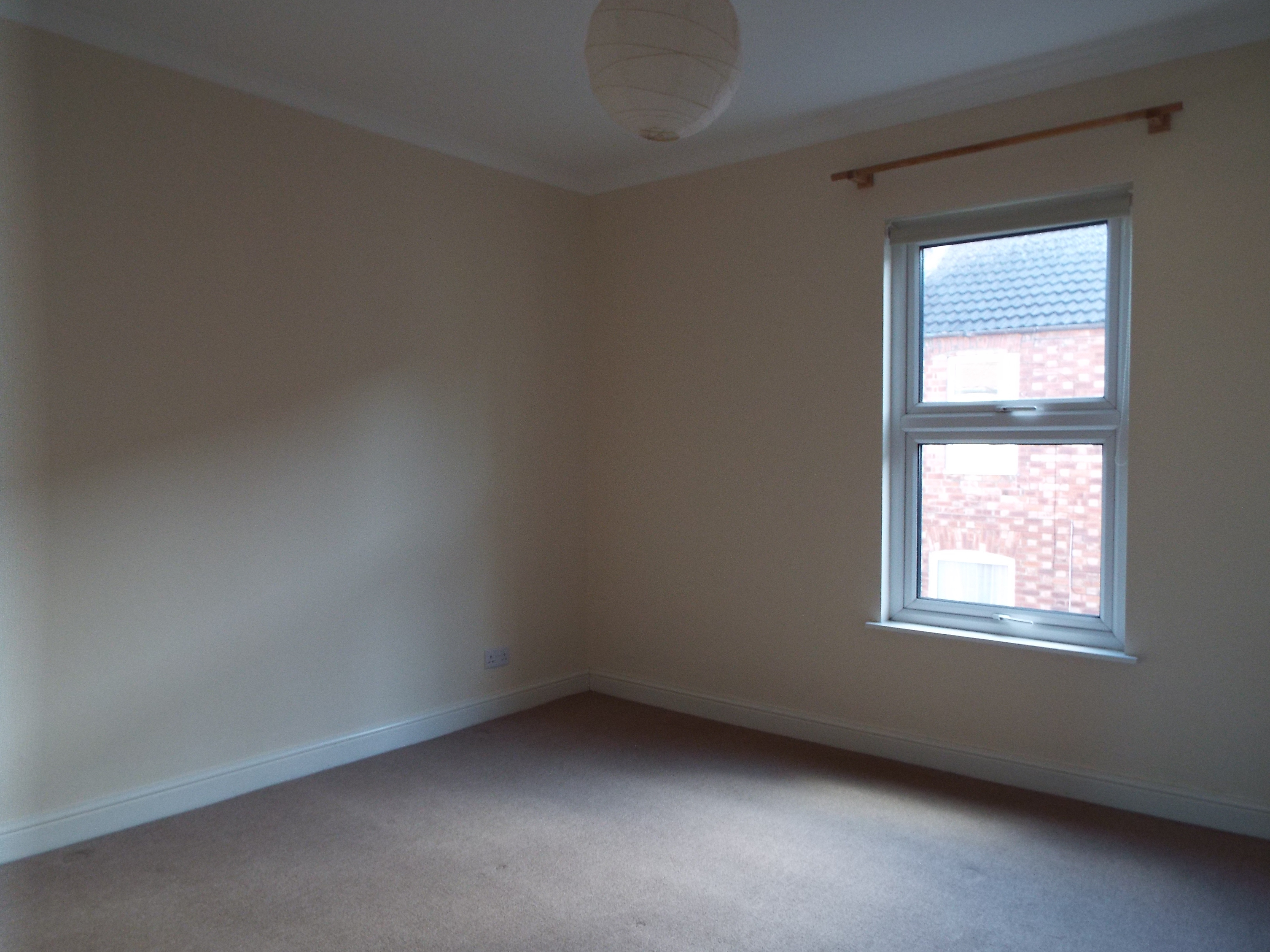 2 bed Terraced