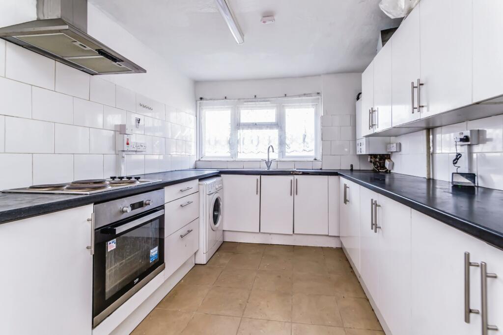 3 bed Apartment