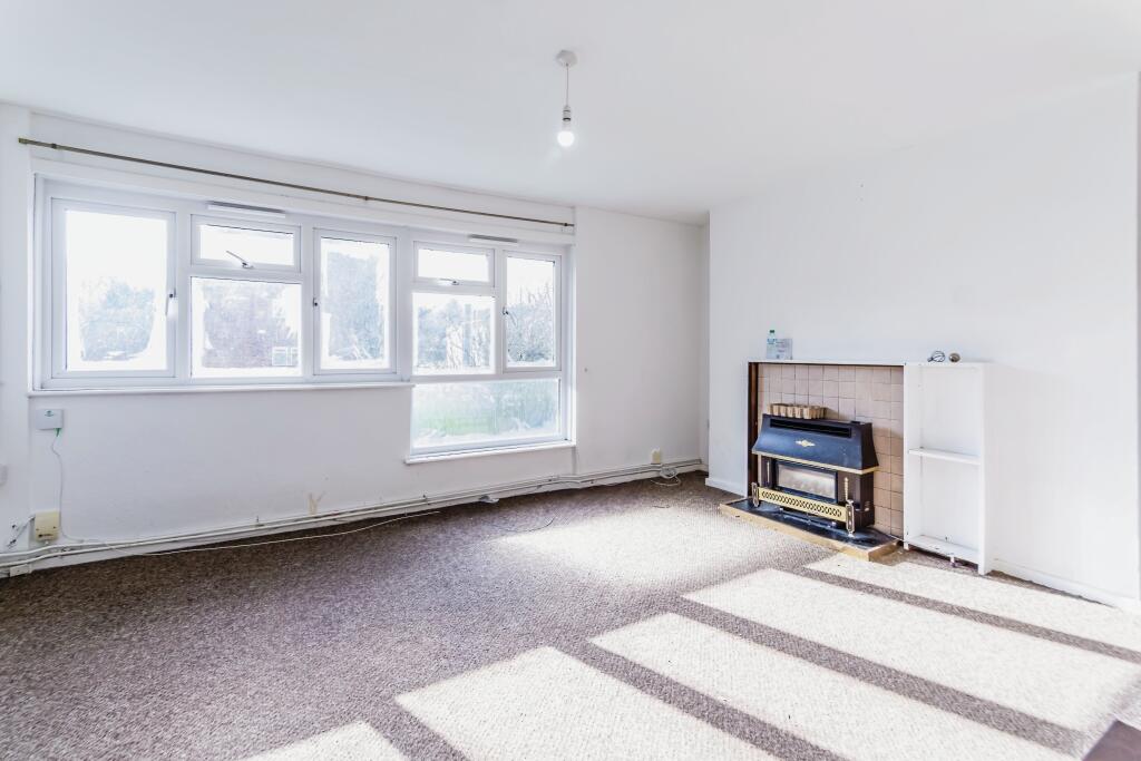 3 bed Apartment