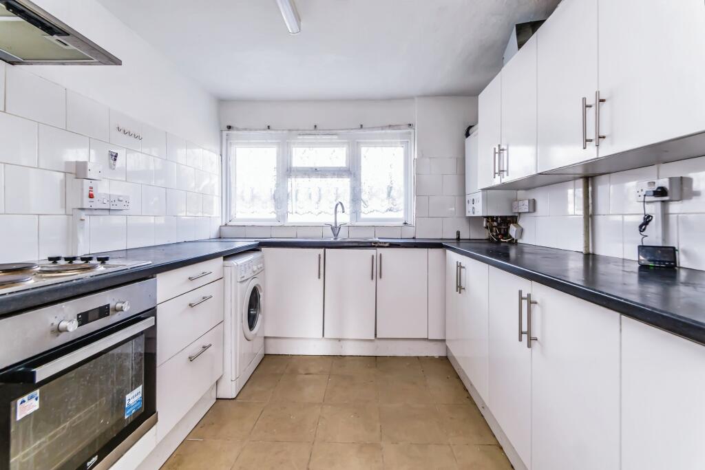 3 bed Apartment
